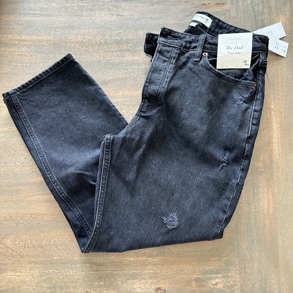NWT | Abercrombie A&F | “The Dad Jean” High Rise 29 XS  | Black | Distressed - Picture 1 of 3